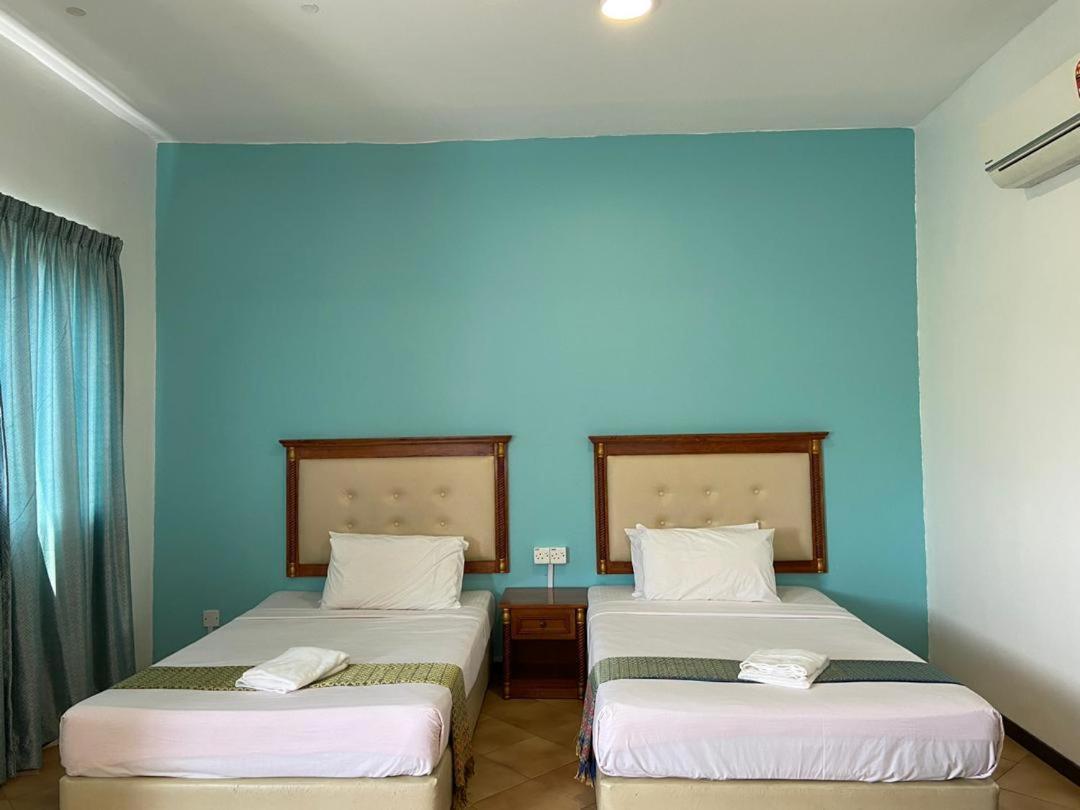Delima Hotel & Homestay Порт-Діксон Екстер'єр фото